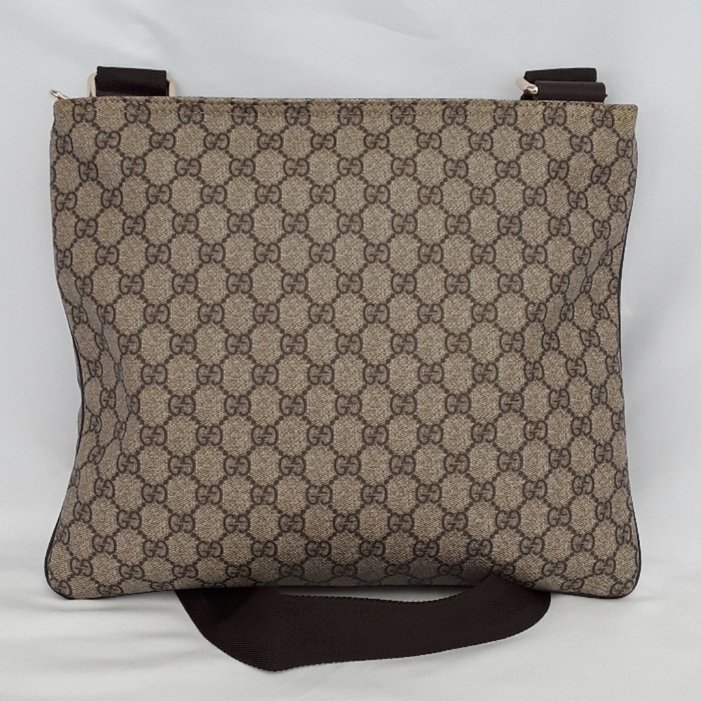 New Gucci 201446 GG Supreme Canvas messenger bag - Picture 3 of 8